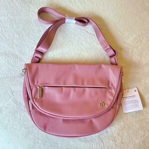 NWT Lululemon All Night Festival Bag 5L – Spiced Chai